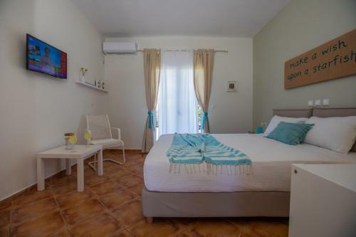 Hostal Sea View Studios