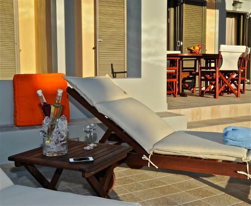 Elaia Villas