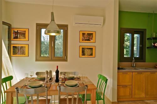 Elaia Villas