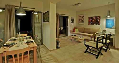 Elaia Villas