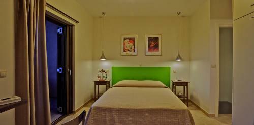Elaia Villas