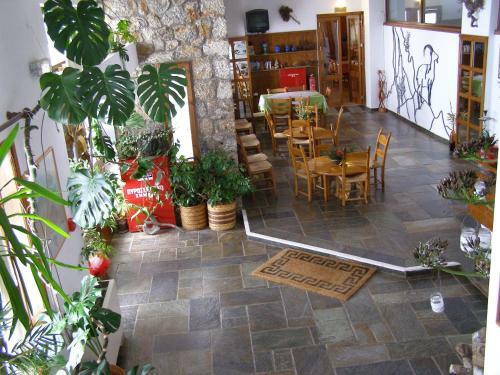 Posada Neos Omalos Hotel