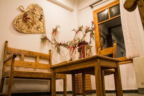 Posada Neos Omalos Hotel