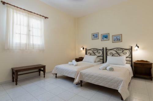 Hostal Sardis Rooms