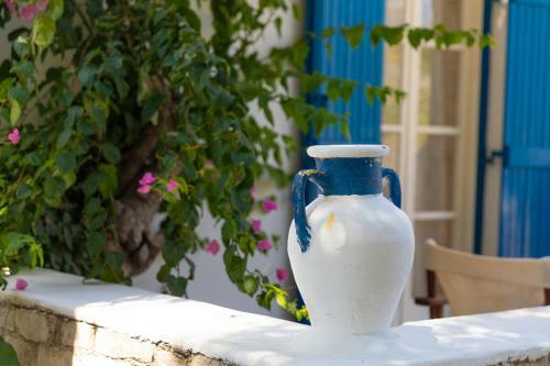 Hostal Sardis Rooms