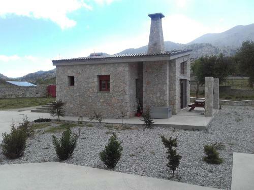 Omalos Village