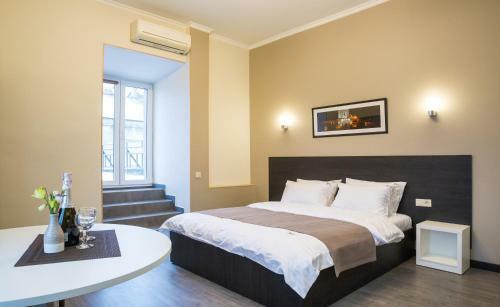 911 Apartments Khreshchatyk