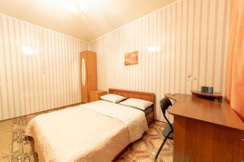 Comfortable Three Bedroom Apartment St. Kutuzova, 14