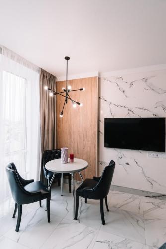 Royal Tower Vip Smart Apartments 3