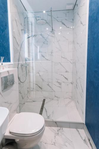 Royal Tower Vip Smart Apartments 3