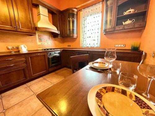 Apartamento Nice Flat With A 3 Badrooms Near Khreshchatyk