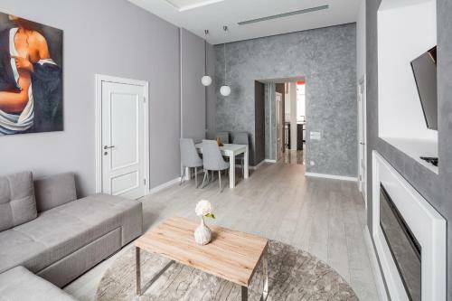 Deluxe Apartment In Horodotska 33