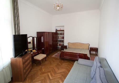 Central Apartment Near The Park