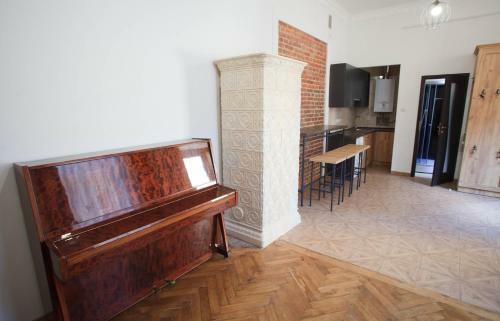 Central Apartment Near The Park