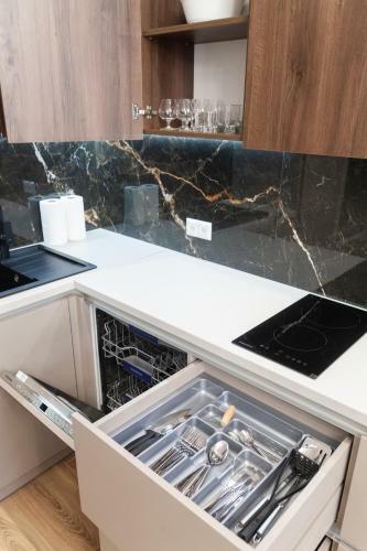 Avangard Green Park Art Apartment