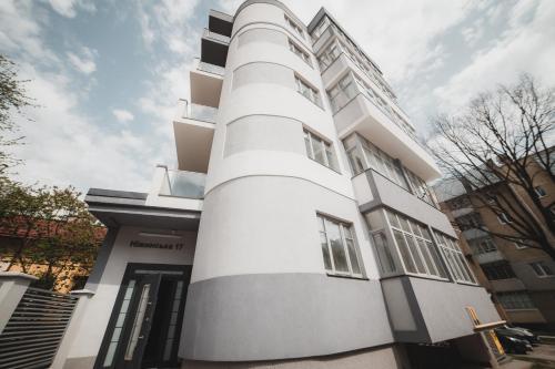 Kostjukowski Apartments Nizhynska 17