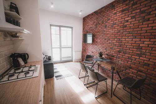 Kostjukowski Apartments Nizhynska 17