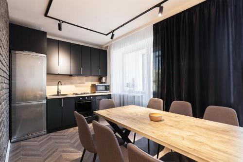 Apartment On Svobody Avenue 6/8