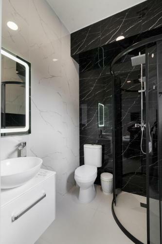 Lux Apartment On Kulisha 16