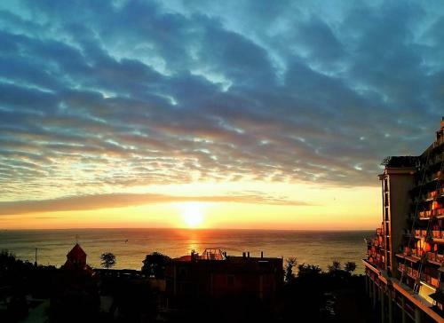 Apartment In Arcadia Palace With Sea View!