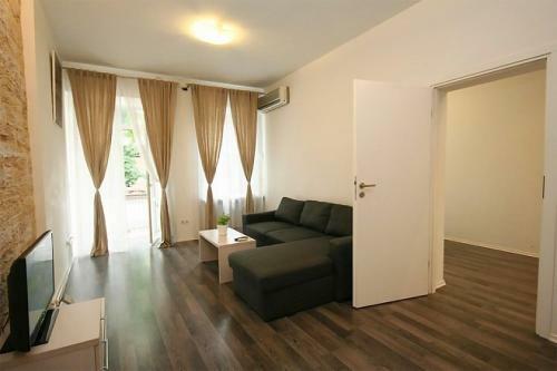 Bunina Apartment In The City Center