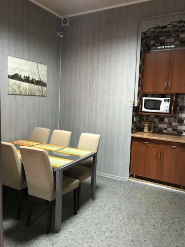 Apartment For Two Families On Koblevskoi