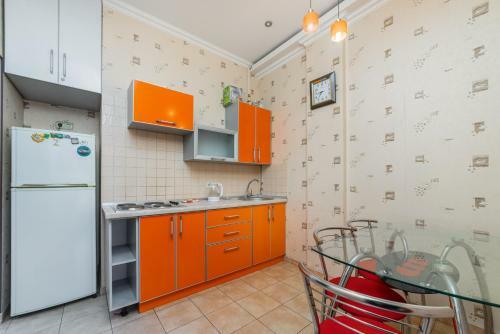Two-bedroom Apartment With Balcony And Kitchen