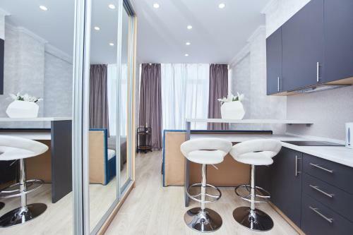 Panoramic Plaza Apartments