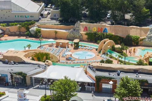 Panoramic Plaza Apartments