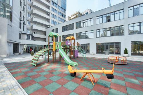 Panoramic Plaza Apartments