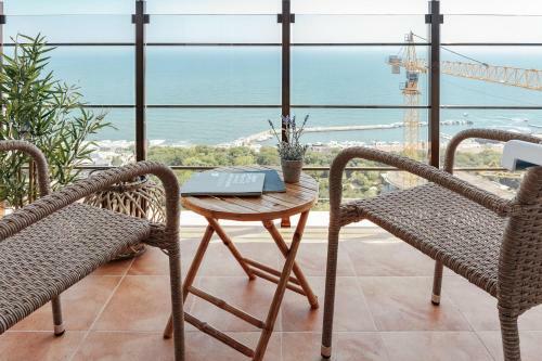 Sea & Sky Apartments