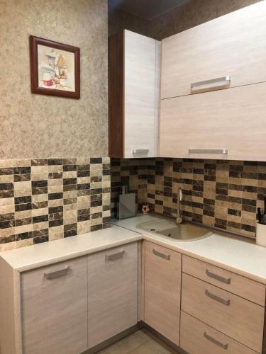 Apart Odessa Pearl 8
