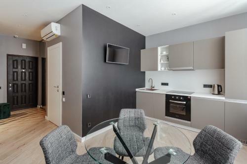 Elegant Apartment In Arcadia