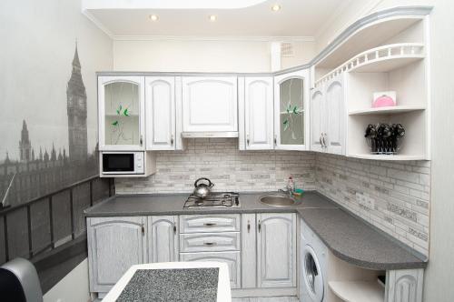Cozy Apartment On Uspenskaya 8