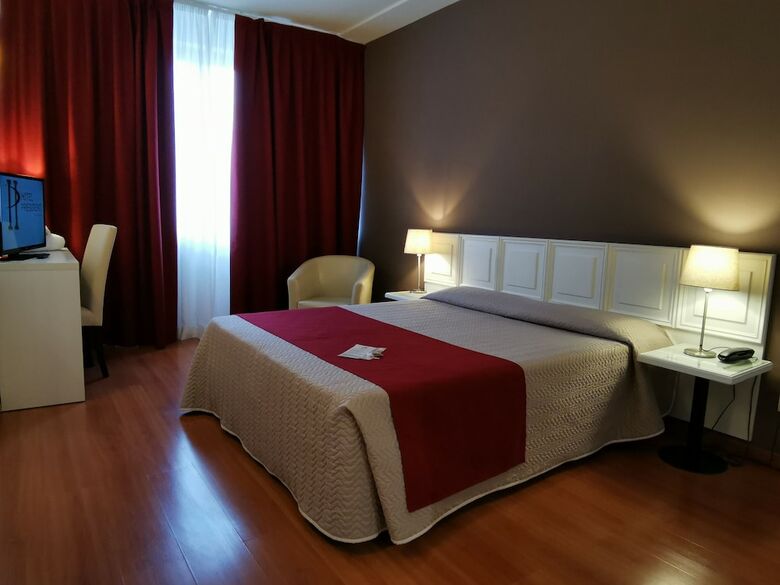 Hotel President