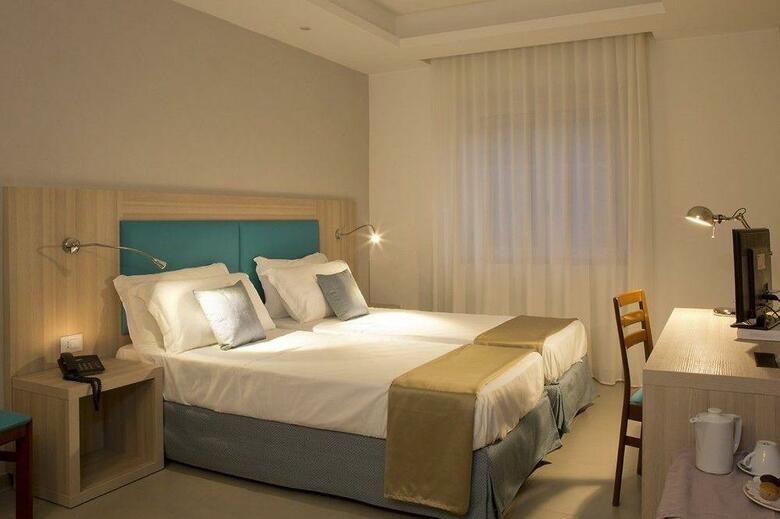 American Hotel