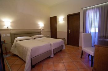 Hotel Airone
