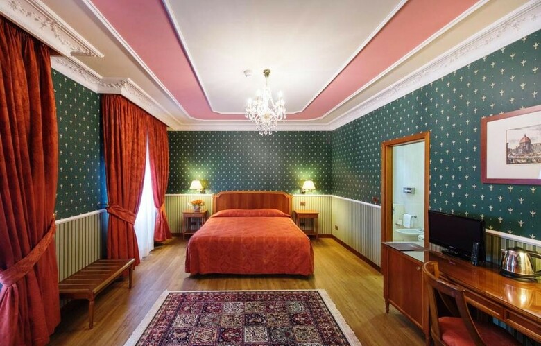 Strozzi Palace Hotel