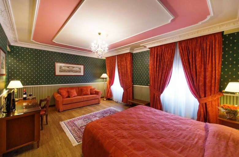 Strozzi Palace Hotel