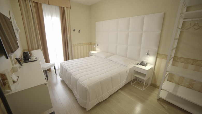 Hotel Jane
