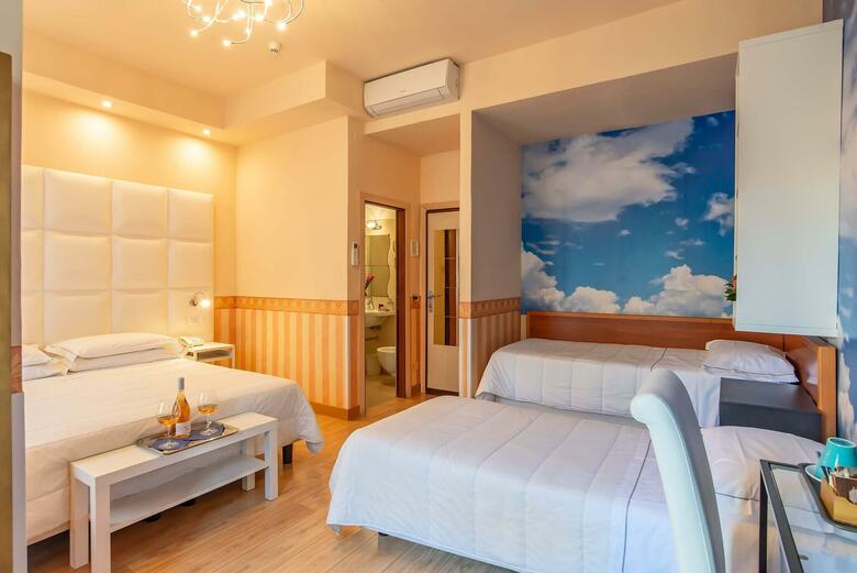 Hotel Jane
