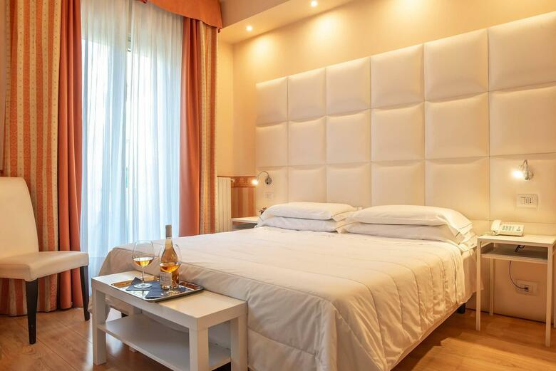 Hotel Jane