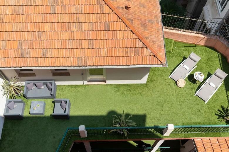 Nicea Hotel