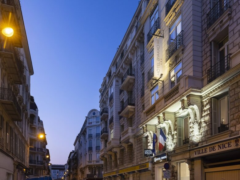 Nicea Hotel
