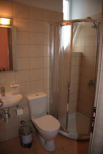 Hostal Mystras Castle Town