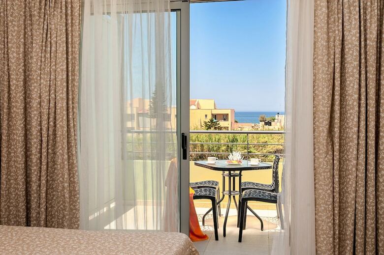 Aparthotel Bella Pais