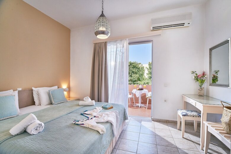 Solon Apartments