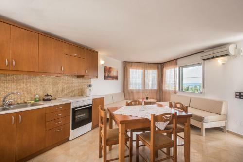 Aparthotel Mythos Beach Hotel Apartments