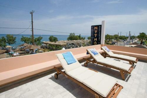 Aparthotel Mythos Beach Hotel Apartments
