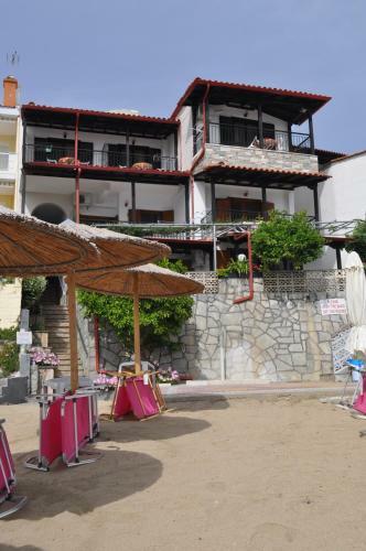 Giannis Maria Apartments